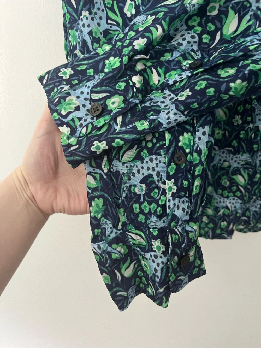 J Crew Classic Fit Button Up Shirt Fauna Floral Animal Print Tropical 6